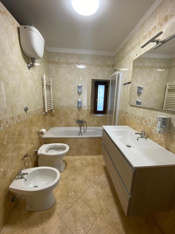Falu Napoli Centro Ξενοδοχείο Εξωτερικό φωτογραφία
